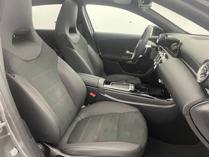 Image secondaire du véhicule 27