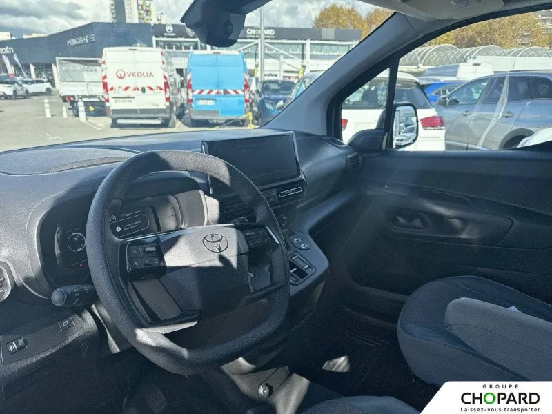 Image secondaire du véhicule 11