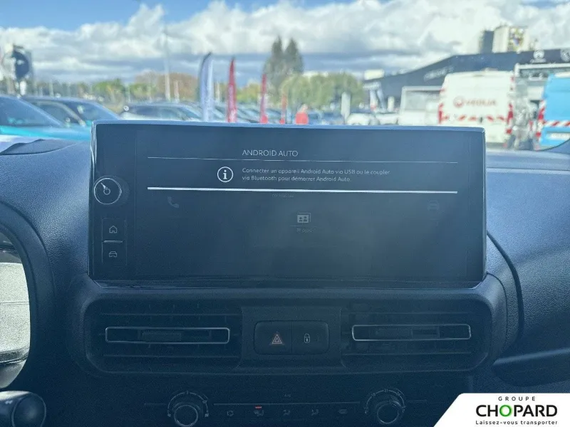 Image secondaire du véhicule 14