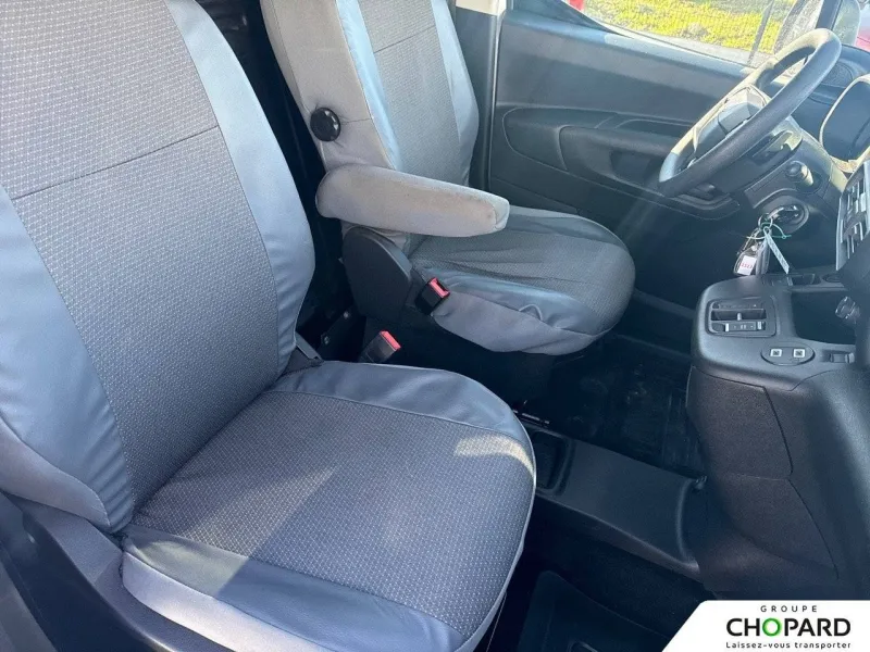 Image secondaire du véhicule 15