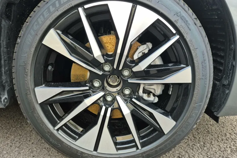 Image secondaire du véhicule 15