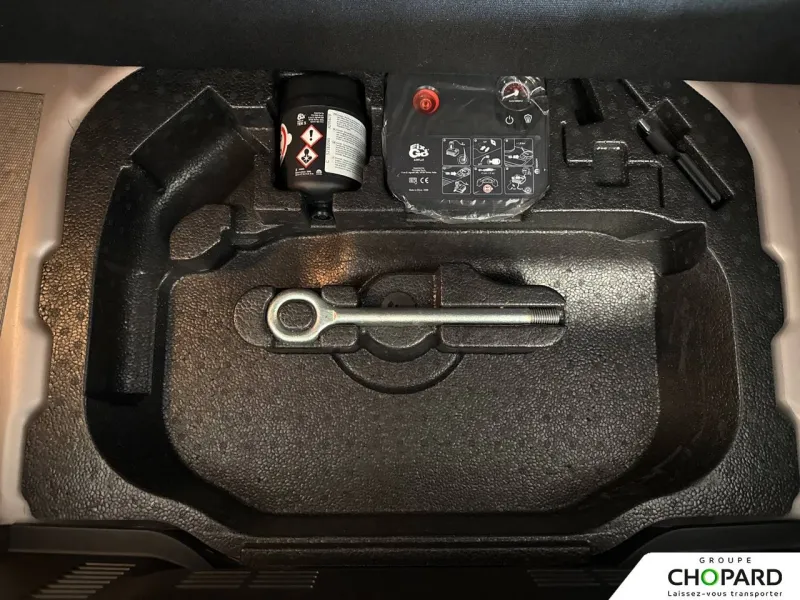 Image secondaire du véhicule 24