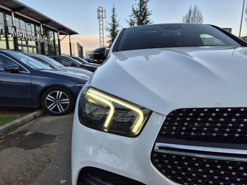 Image secondaire du véhicule 4