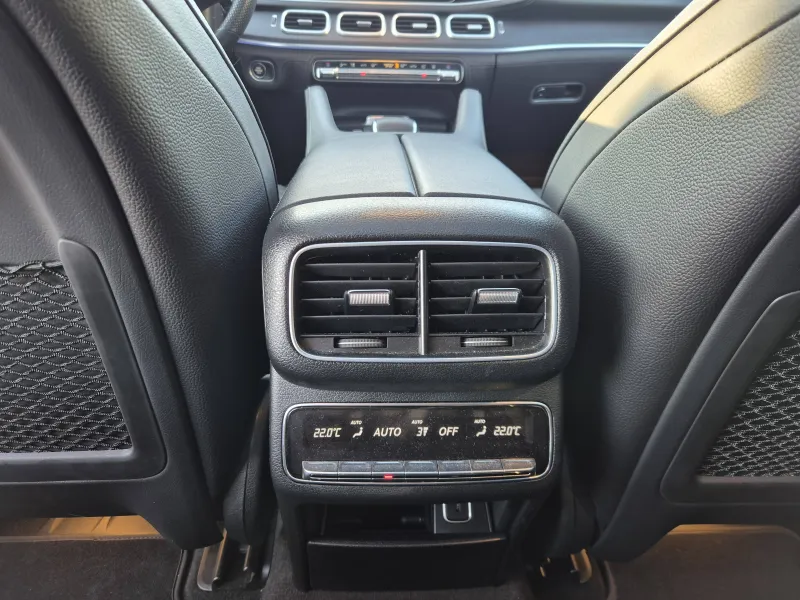 Image secondaire du véhicule 15