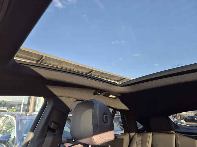 Image secondaire du véhicule 25