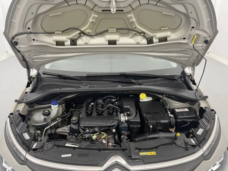 Image secondaire du véhicule 22