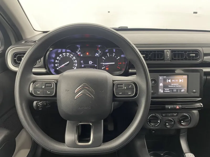 Image secondaire du véhicule 23