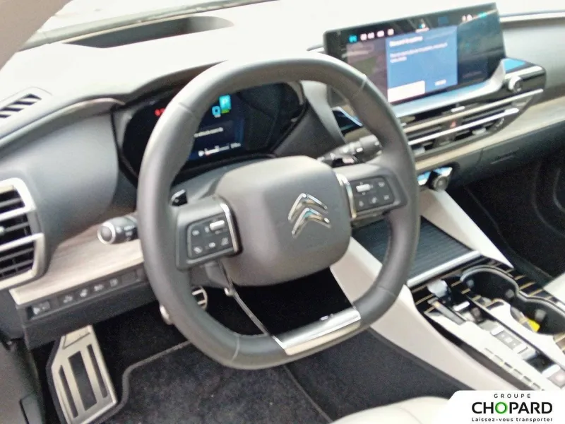 Image secondaire du véhicule 18