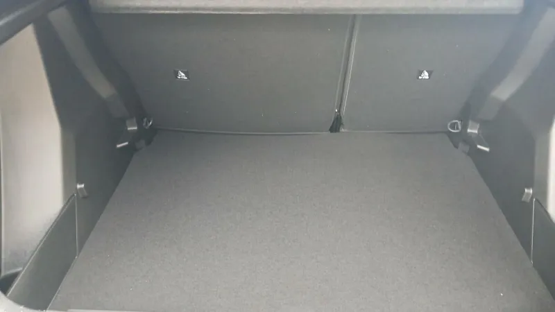 Image secondaire du véhicule 32