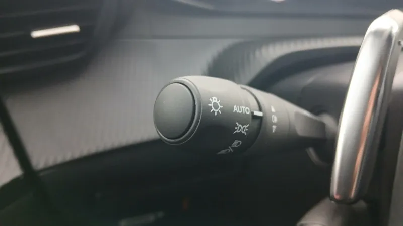 Image secondaire du véhicule 44