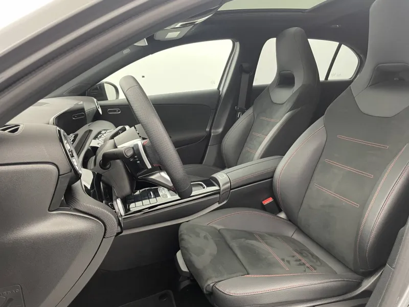 Image secondaire du véhicule 16