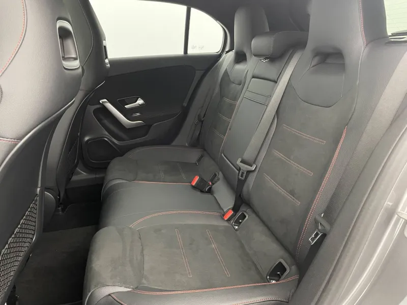 Image secondaire du véhicule 17