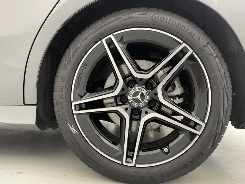 Image secondaire du véhicule 18