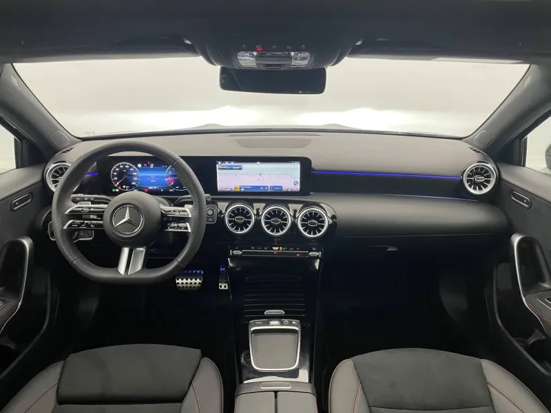 Image secondaire du véhicule 26