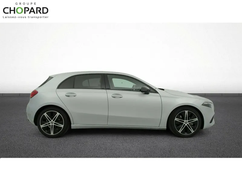 Image secondaire du véhicule 11