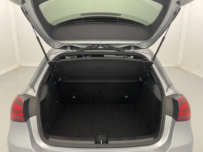 Image secondaire du véhicule 15