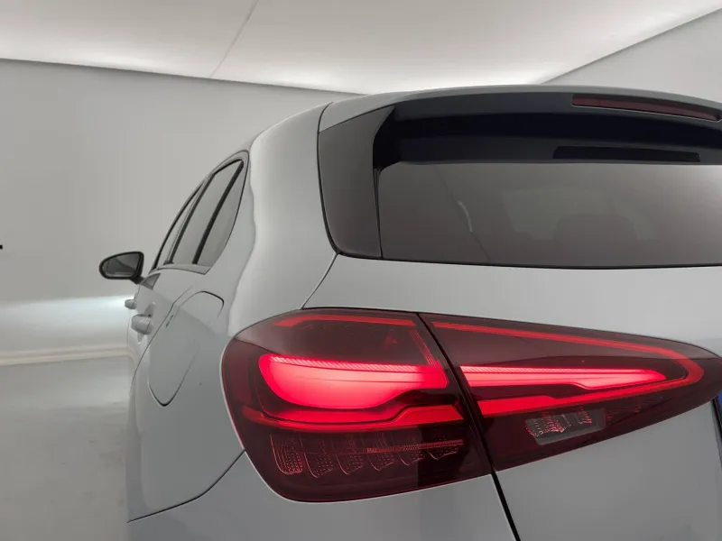 Image secondaire du véhicule 29