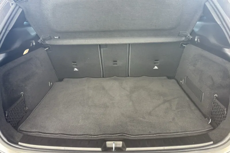 Image secondaire du véhicule 10