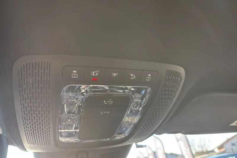 Image secondaire du véhicule 23