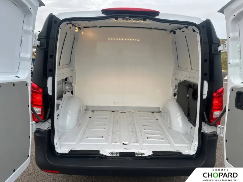 Image secondaire du véhicule 12