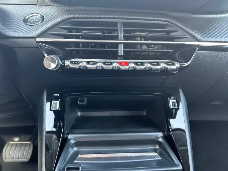 Image secondaire du véhicule 17