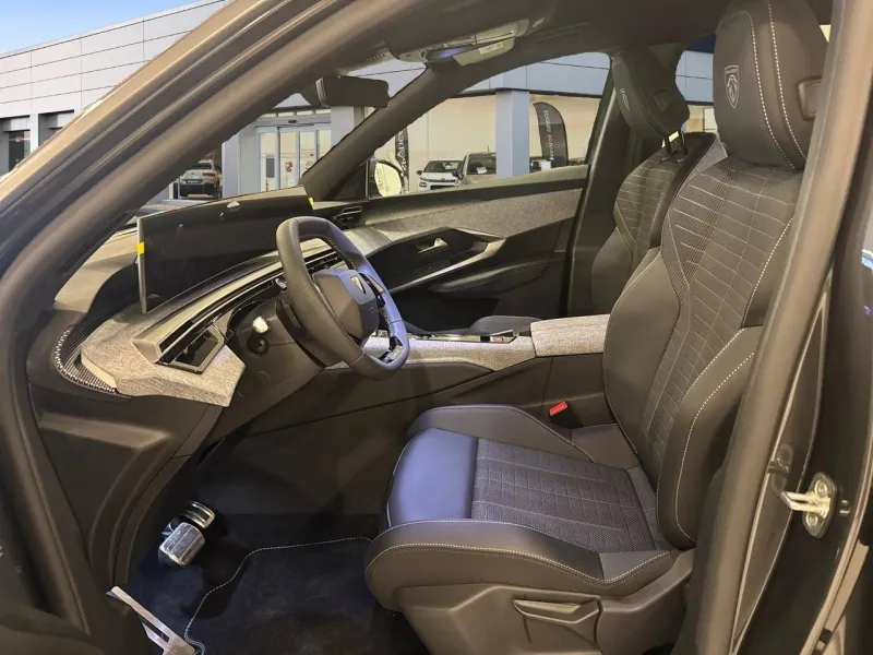 Image secondaire du véhicule 8