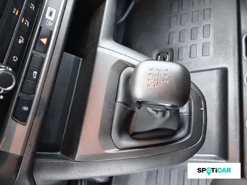 Image secondaire du véhicule 11