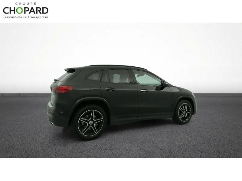 Image secondaire du véhicule 10