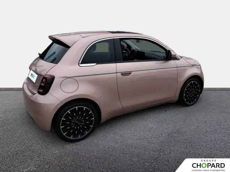 Image secondaire du véhicule 4