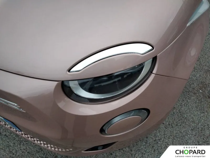 Image secondaire du véhicule 23