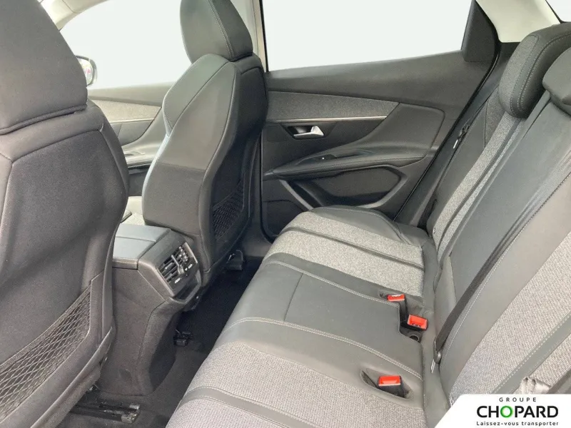 Image secondaire du véhicule 12