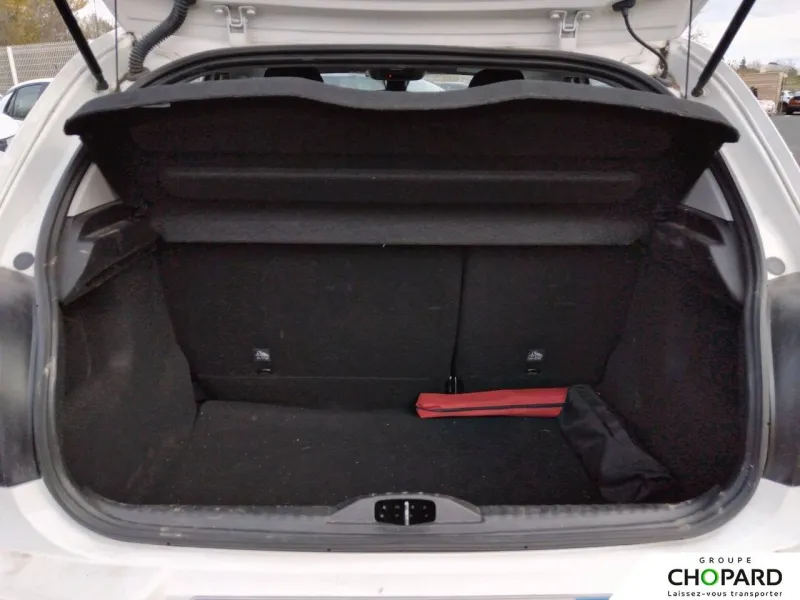 Image secondaire du véhicule 10