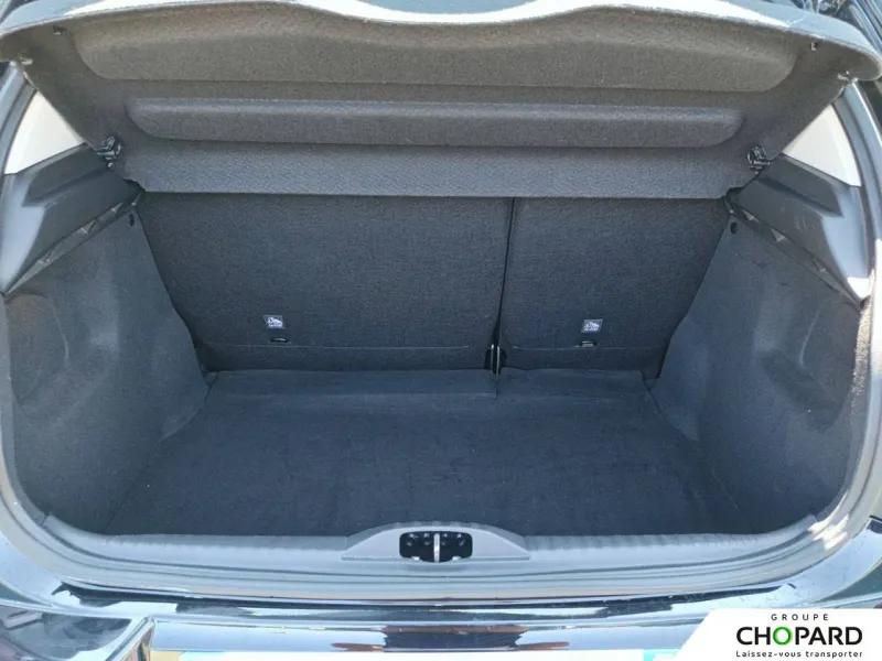 Image secondaire du véhicule 9