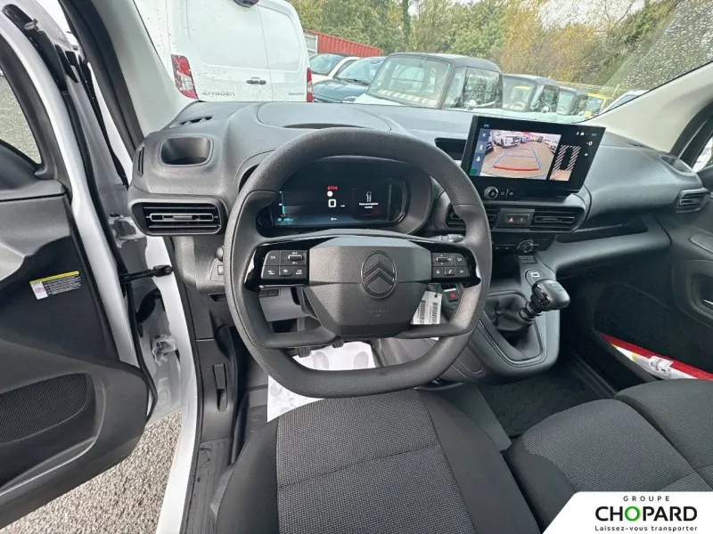 Image secondaire du véhicule 17