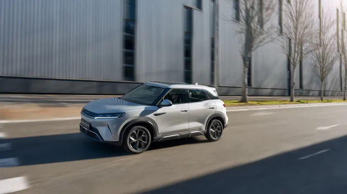 BYD Atto 2 : ligne droite