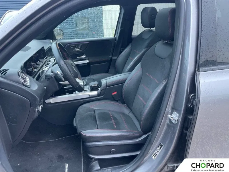 Image secondaire du véhicule 12