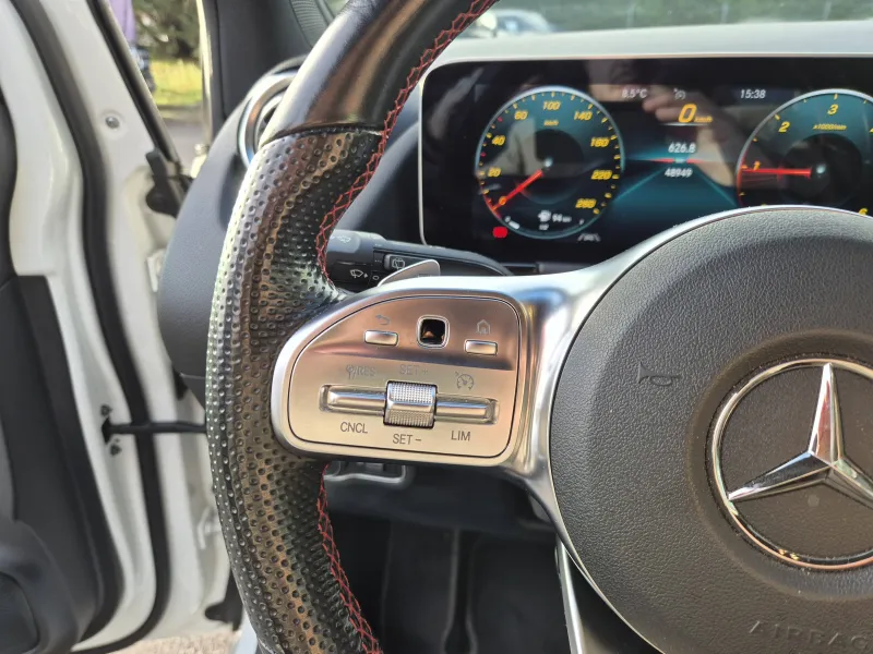 Image secondaire du véhicule 17