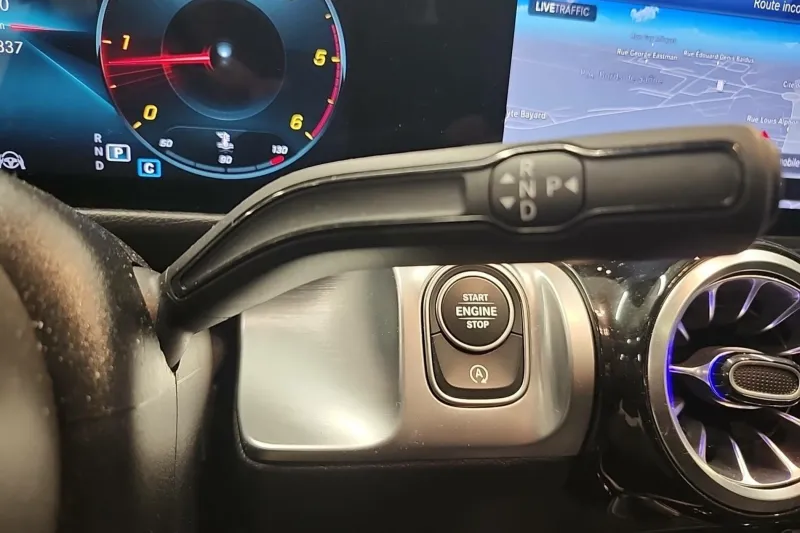 Image secondaire du véhicule 25