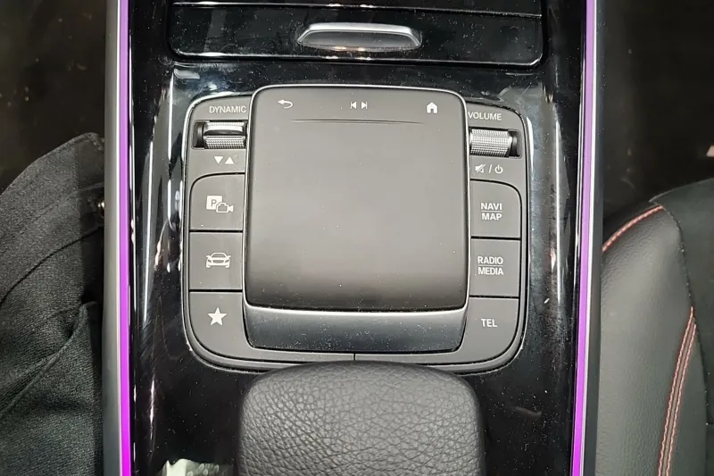 Image secondaire du véhicule 26