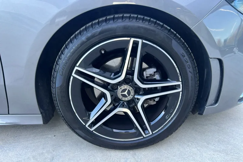 Image secondaire du véhicule 15