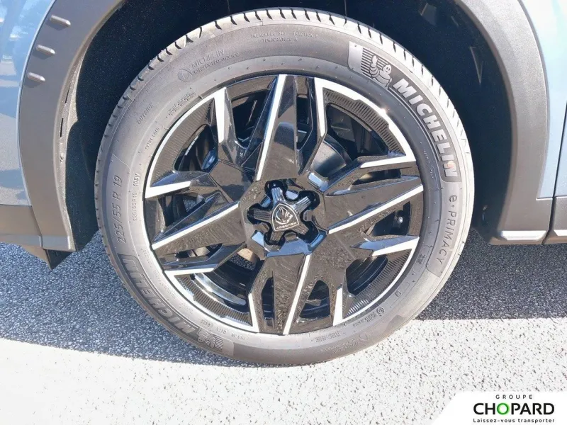 Image secondaire du véhicule 23