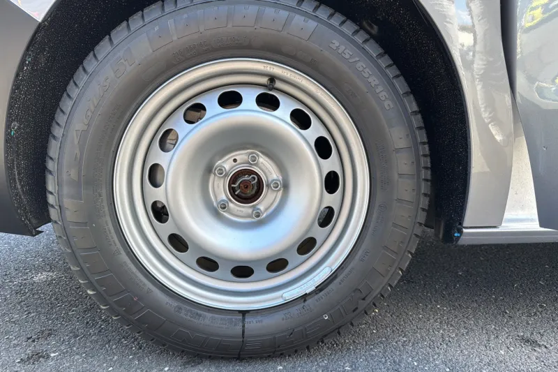 Image secondaire du véhicule 12