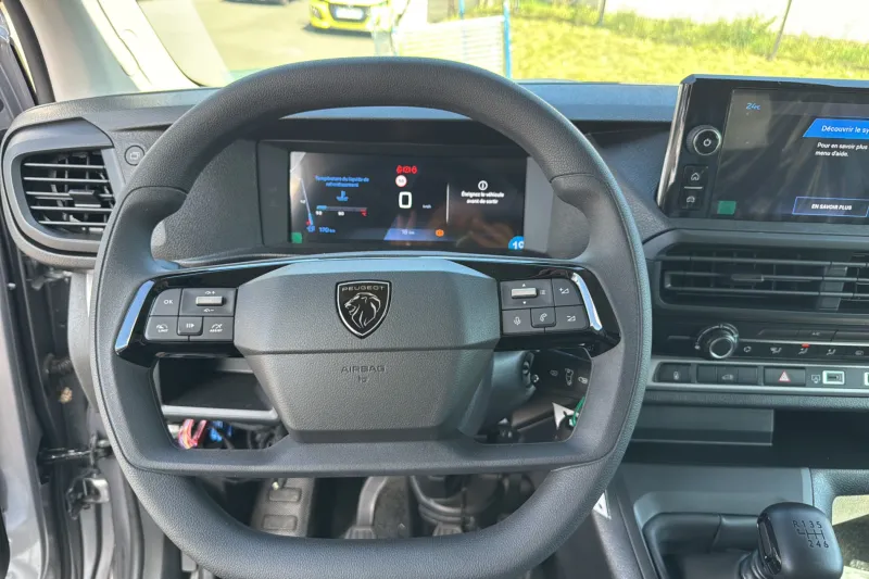 Image secondaire du véhicule 15