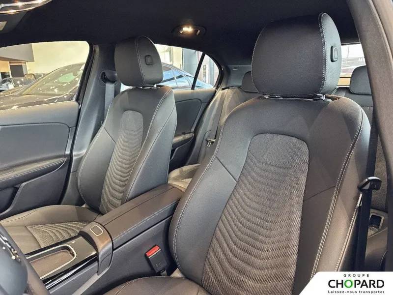 Image secondaire du véhicule 12