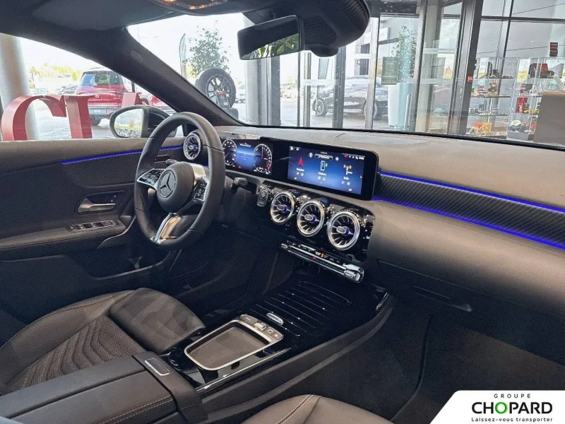 Image secondaire du véhicule 14