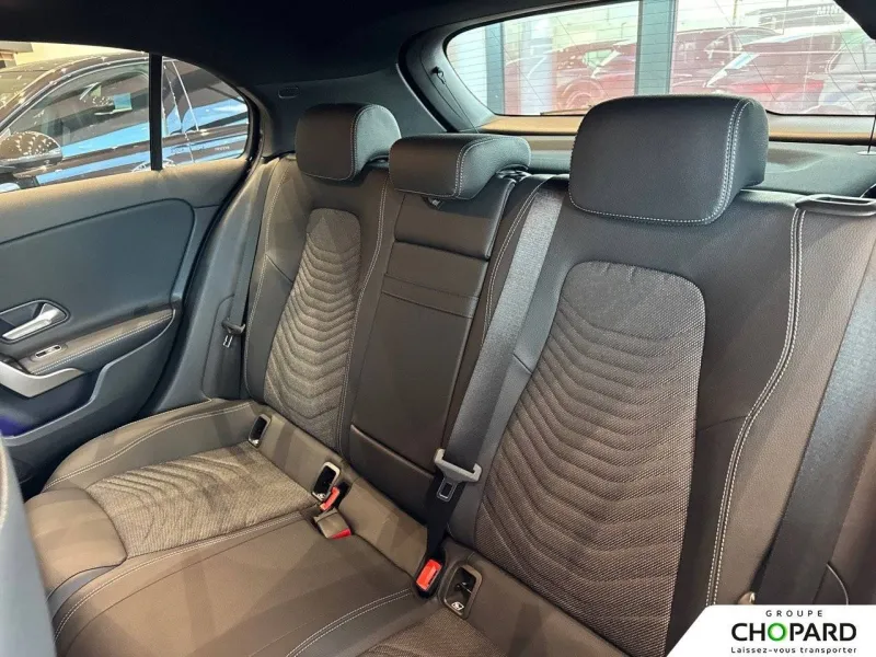 Image secondaire du véhicule 19