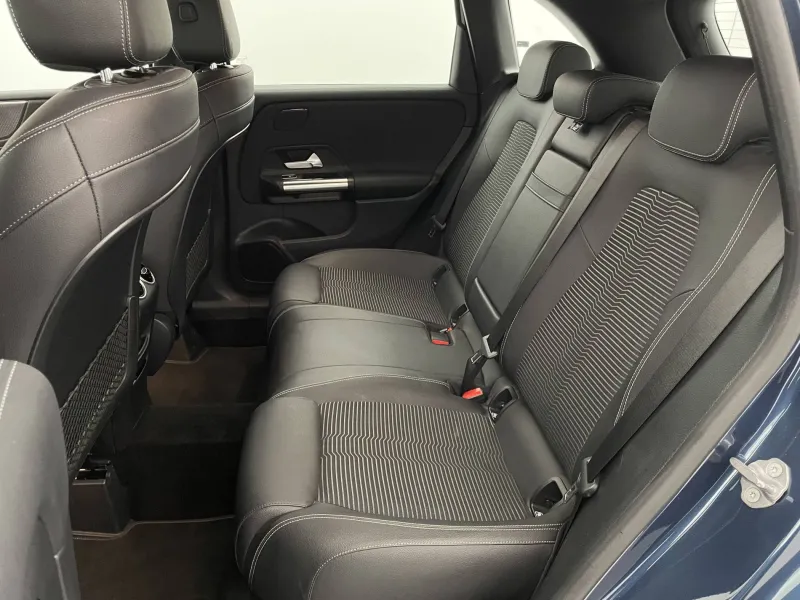 Image secondaire du véhicule 17