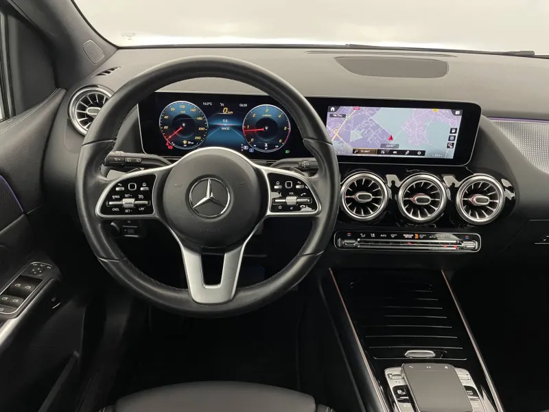 Image secondaire du véhicule 23