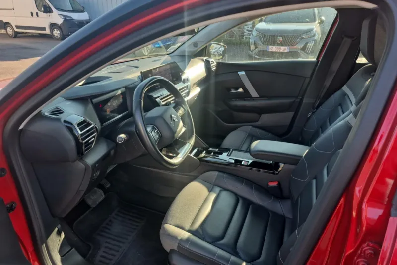 Image secondaire du véhicule 11