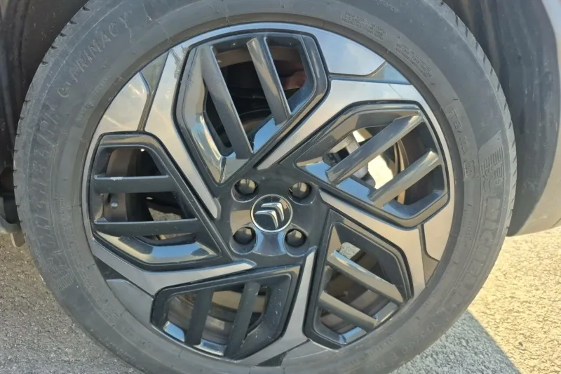 Image secondaire du véhicule 14